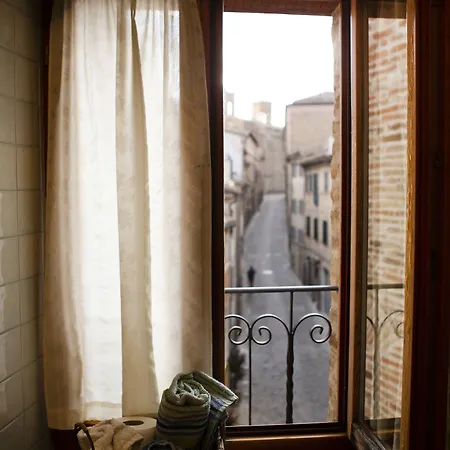 Porta Marina לינה וארוחת בוקר 3*